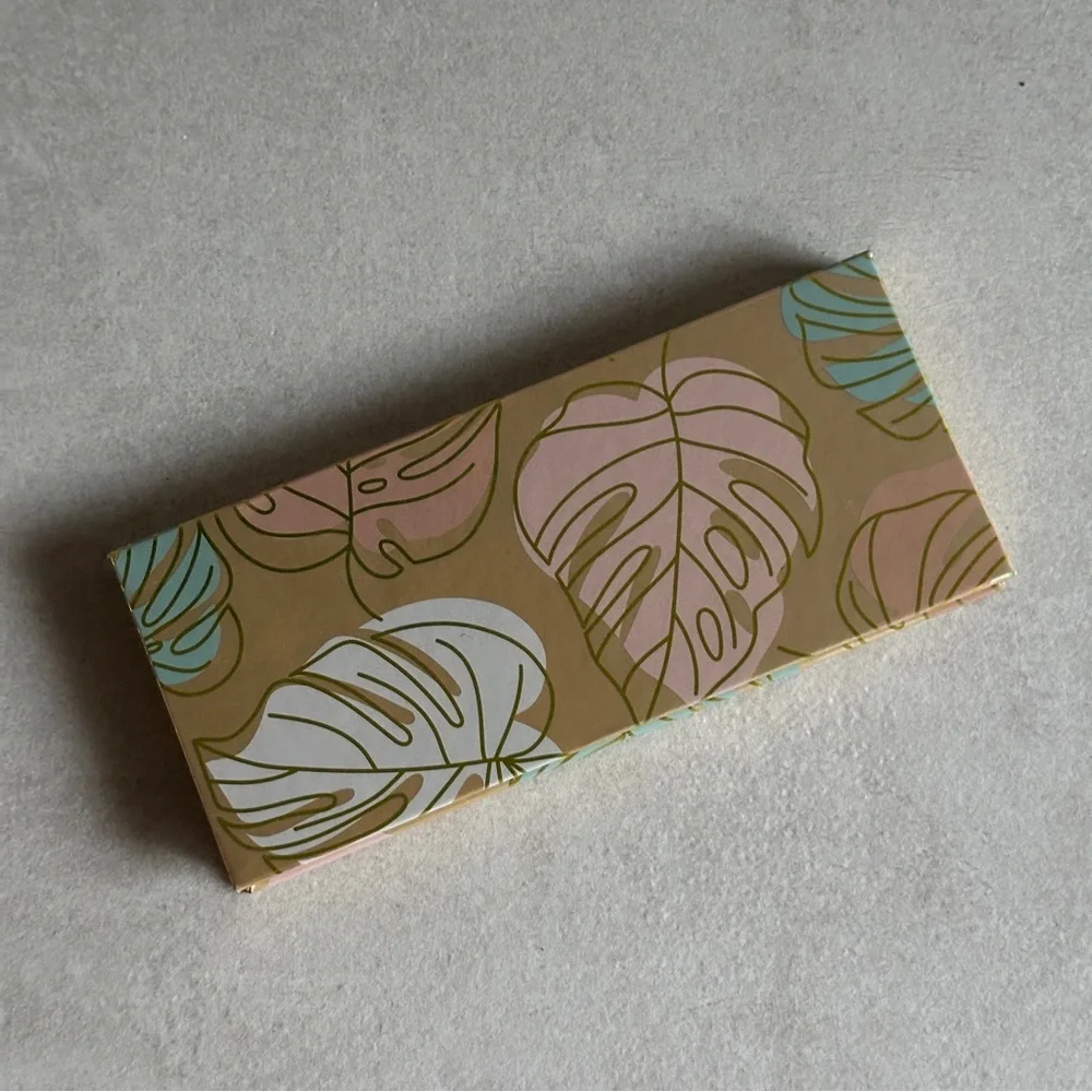 Violet Voss Pretty in Paradise All-in-One Face & Eye Shadow Palette